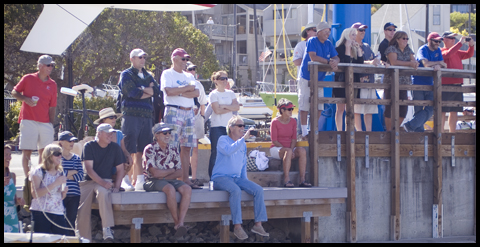 Shore crowd