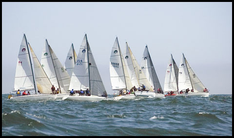 Moore 24 start