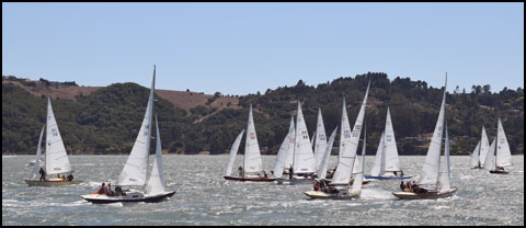 Knarrs leeward mark rounding